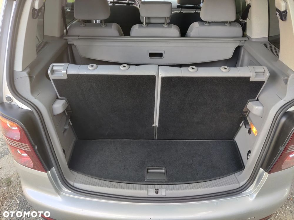 Volkswagen Touran 1.6 Freestyle - 23