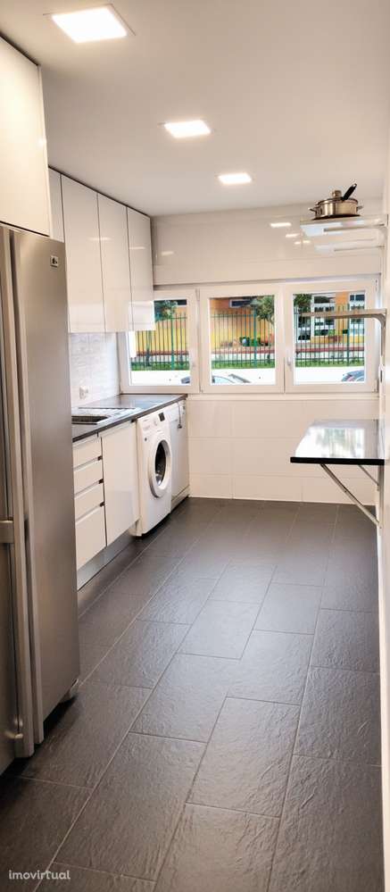 T4 para família ou relocação | Metro 2 min + Centro Lisboa a 15 min - Grande imagem: 3/12