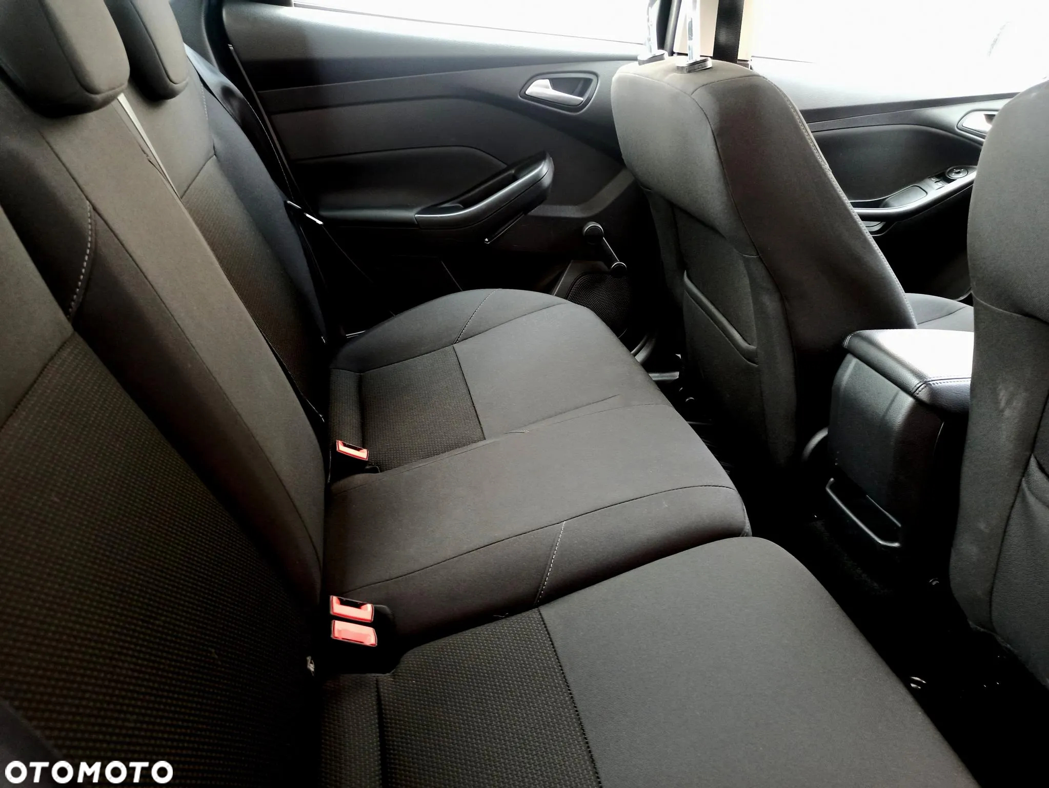 Ford Focus 1.6 Trend - 24