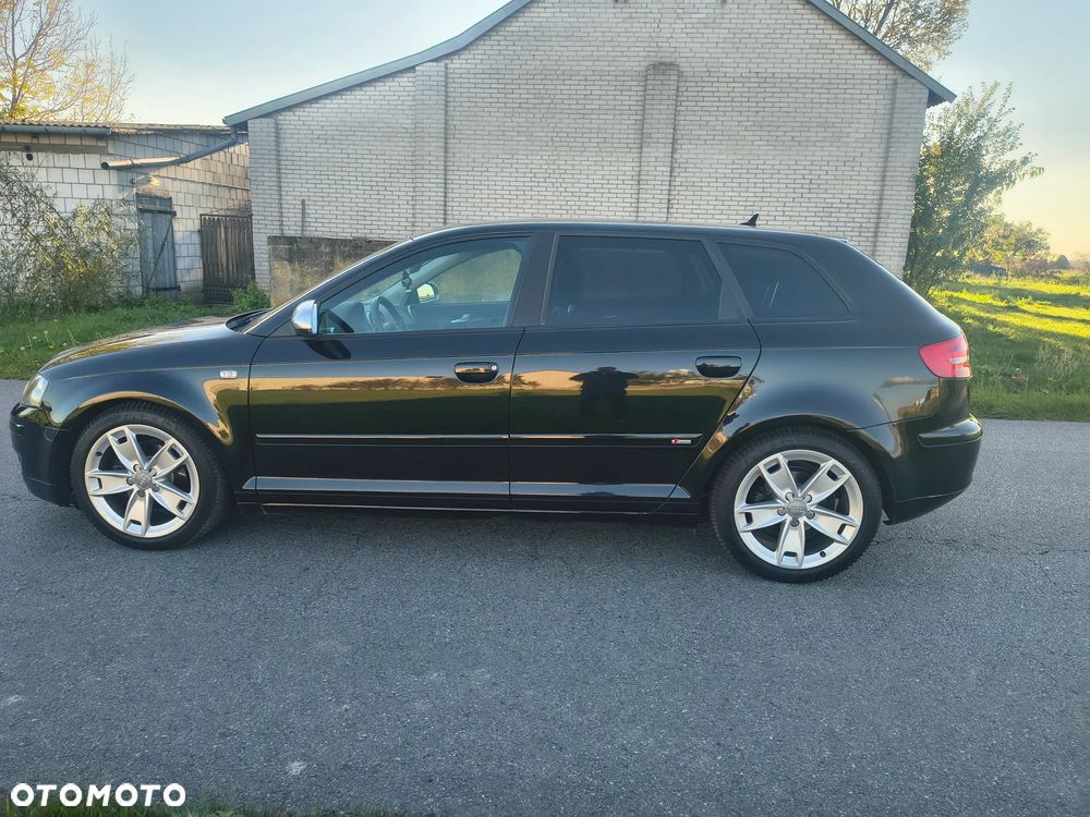 Audi A3 Sportback - 2