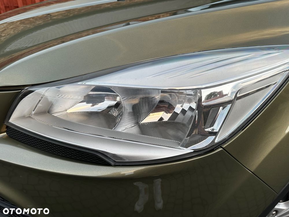 Ford Kuga - 16