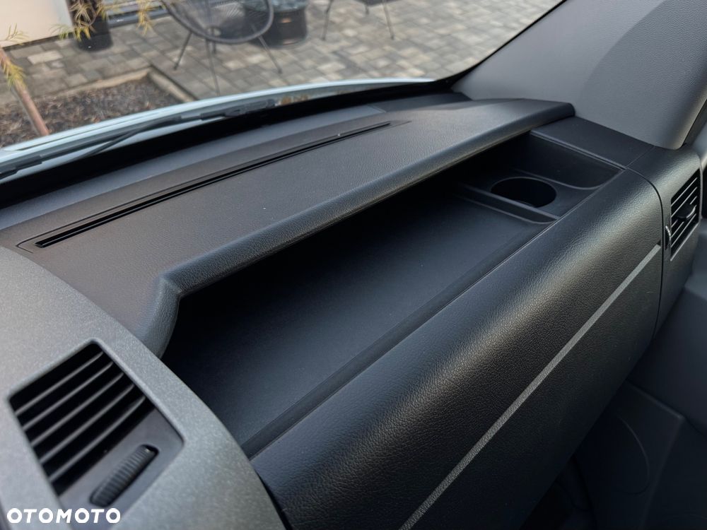 Mercedes-Benz Sprinter - 23