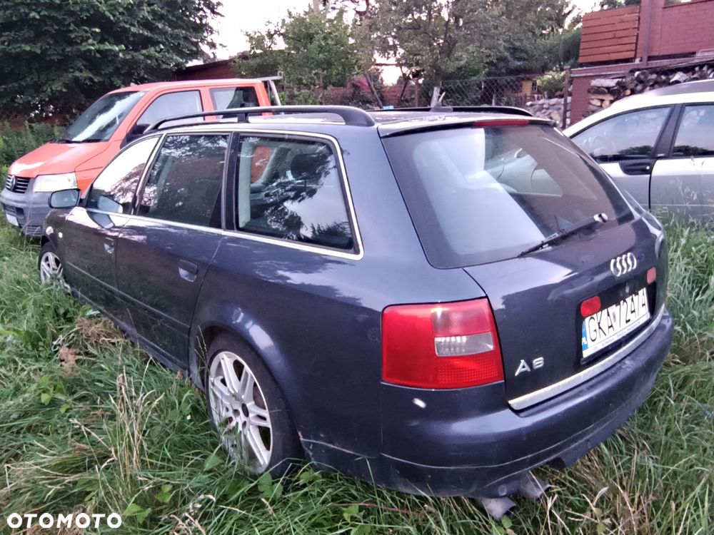 Audi A6 Avant - 1
