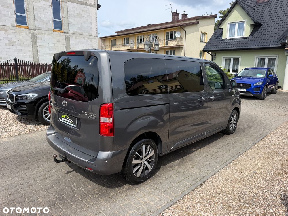 Toyota Proace Verso 2.0 D4-D Medium VIP - 40