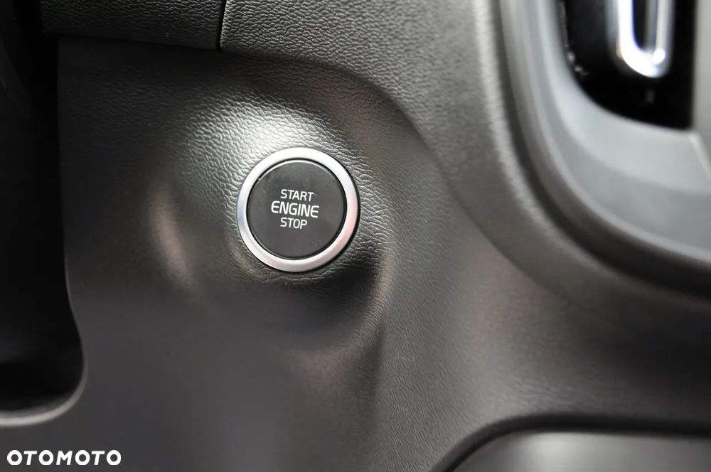 Volvo XC 40 T3 Momentum Core - 30