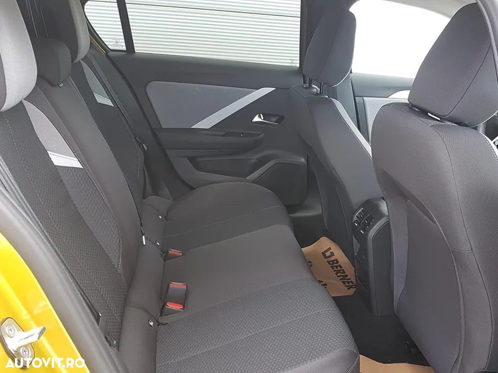 Opel Astra - 11