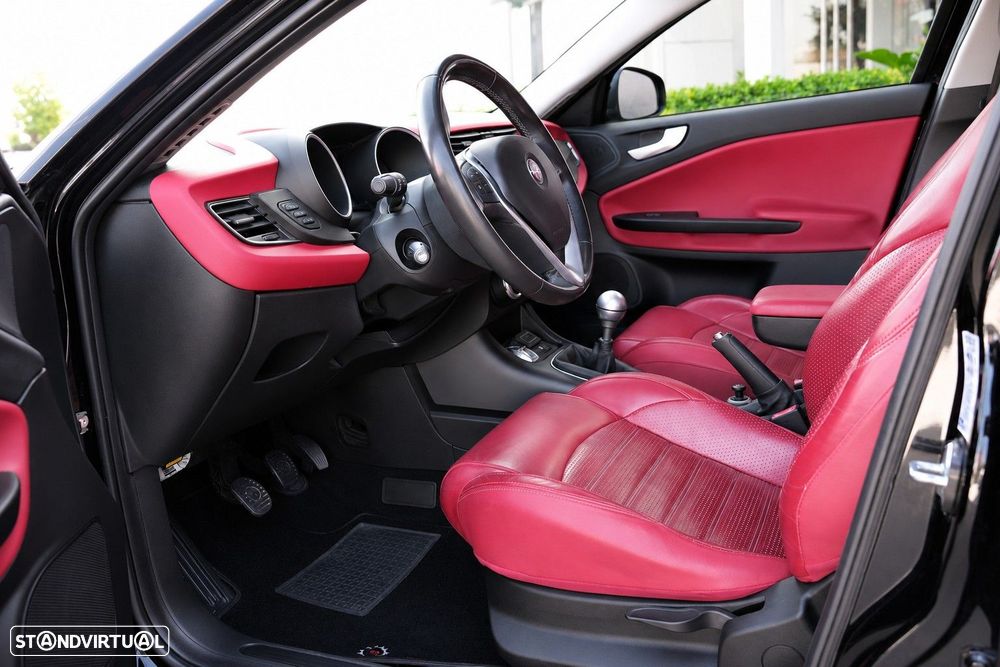 Alfa Romeo Giulietta 2.0 JTDM Super - 14
