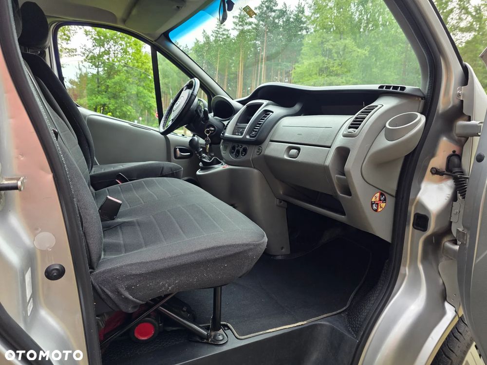 Renault Trafic Passenger Pack Clim - 11