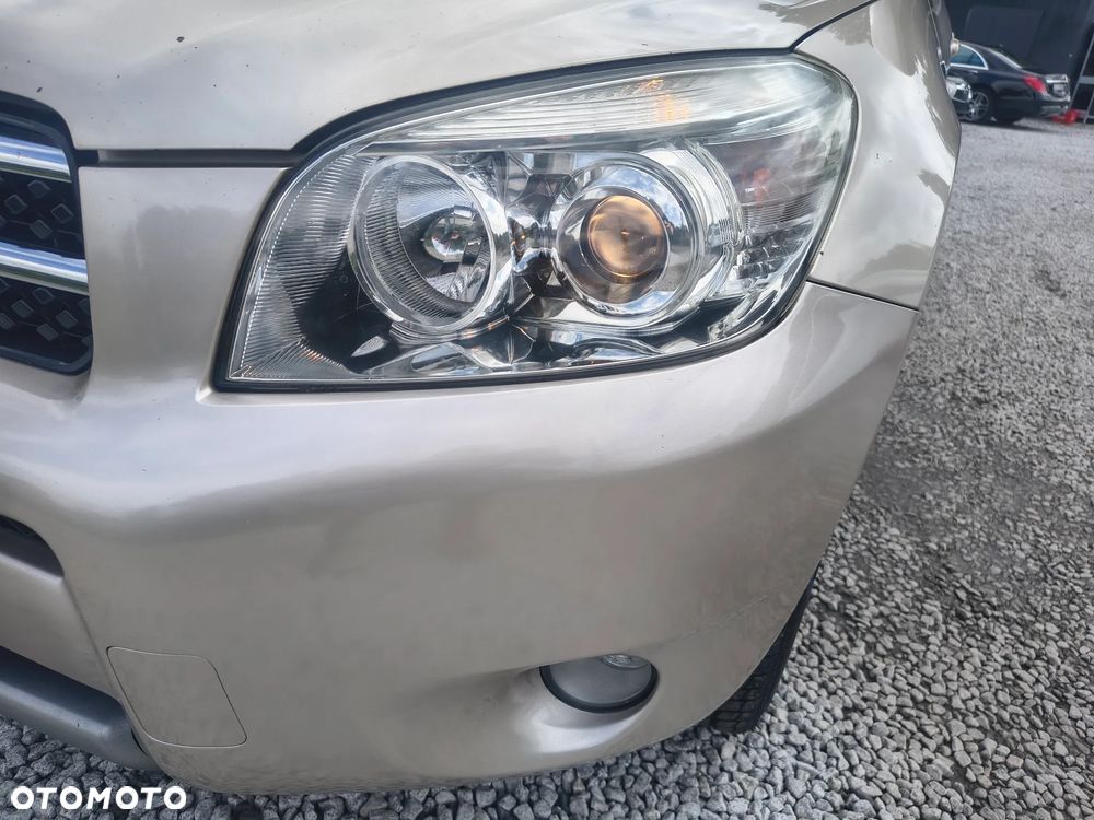 Toyota RAV4 2.2 D-4D Sol - 12
