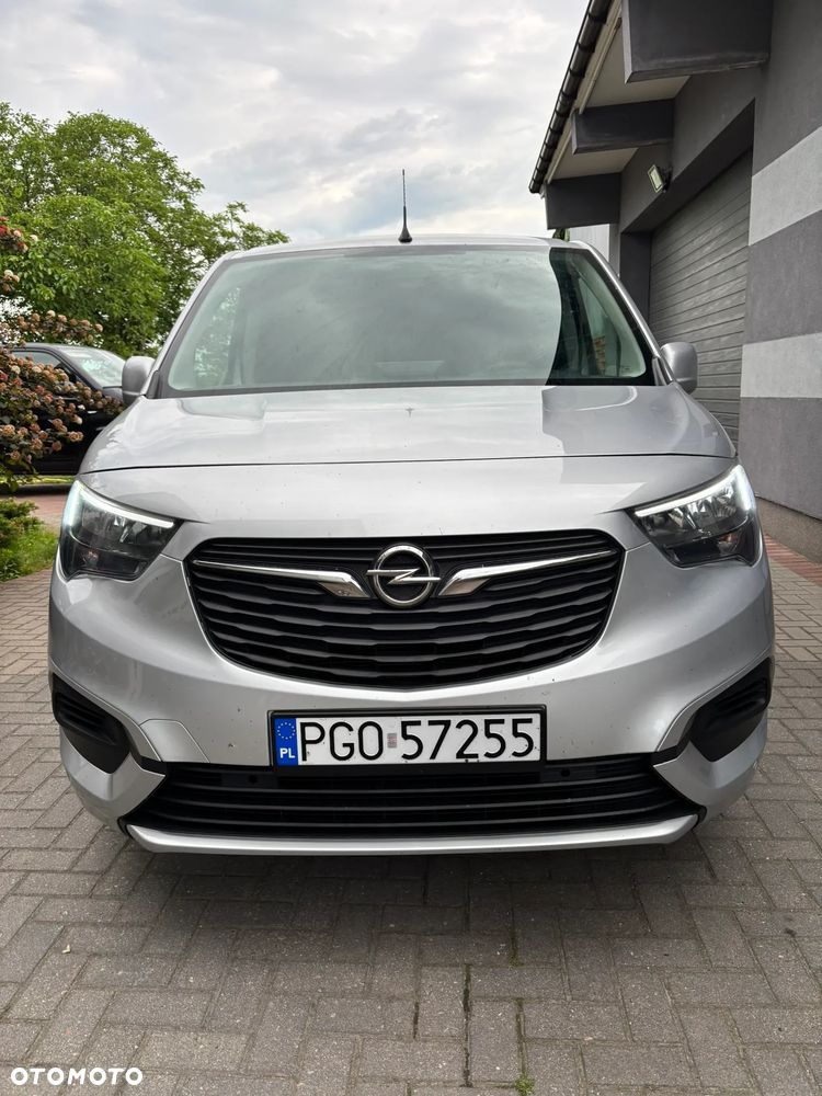 Opel Combo 1.5 CDTI Essentia - 1