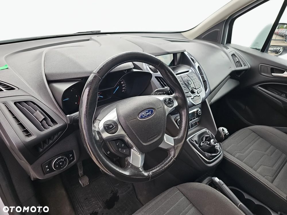 Ford Tourneo Connect 1.5 TDCi Titanium - 11