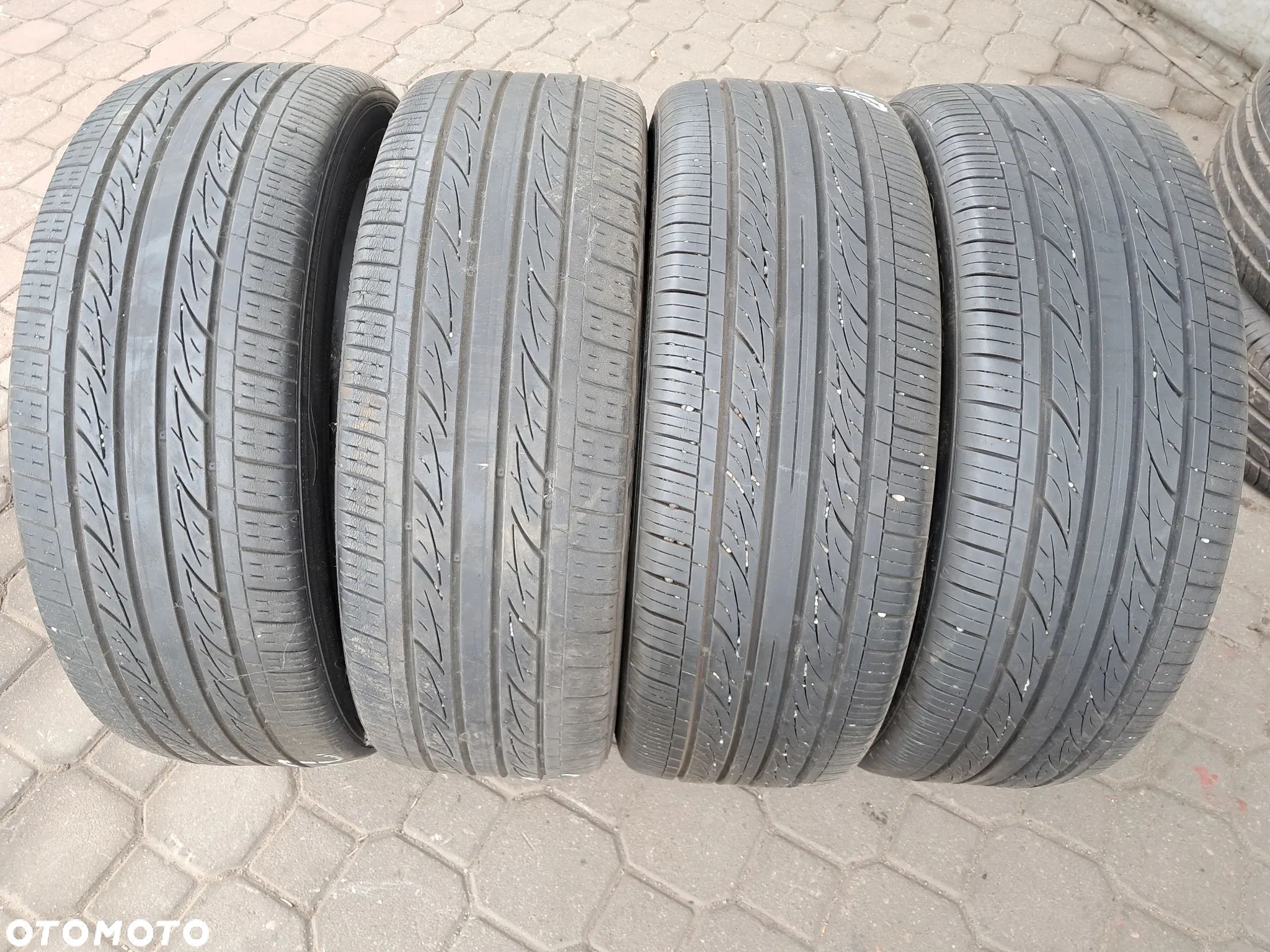 Opony letnie 215/45r18 Kumho XC - 1