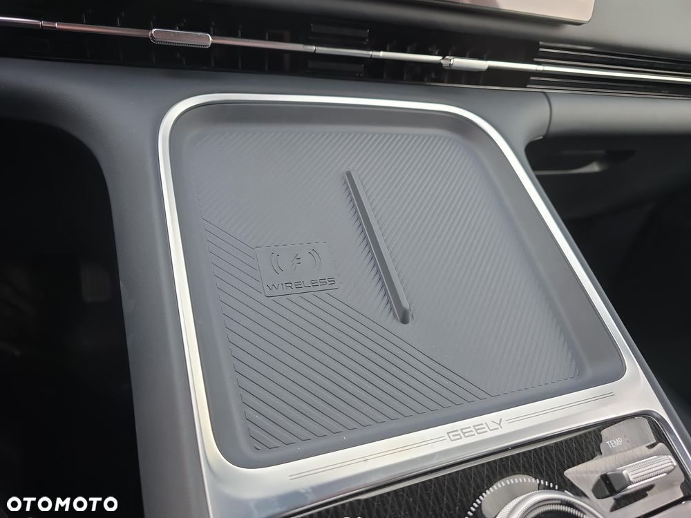 Geely Starray EM-i 1.5 PHEV Pro - 20