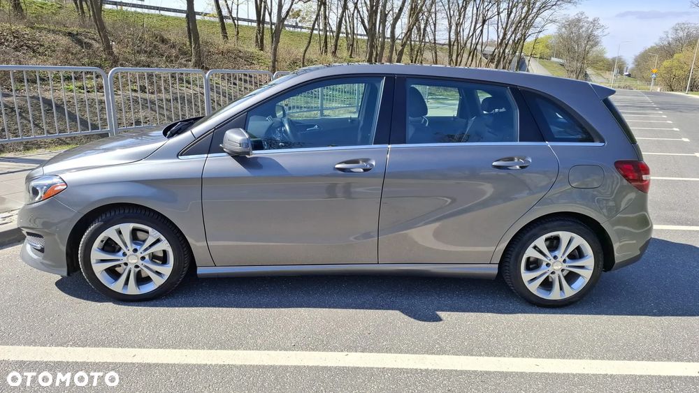 Mercedes-Benz Klasa B 250 7G-DCT Urban - 5