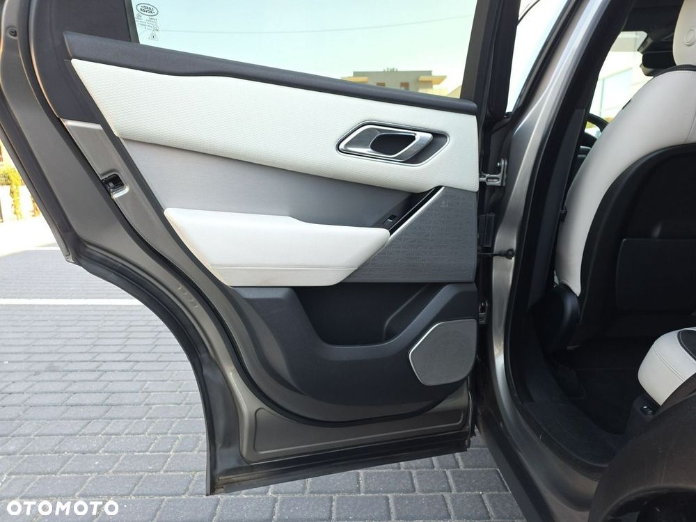 Land Rover Range Rover Velar 2.0d R-Dynamic - 13