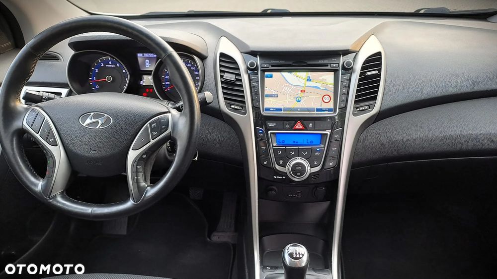 Hyundai i30 1.6 GDI Premium - 5