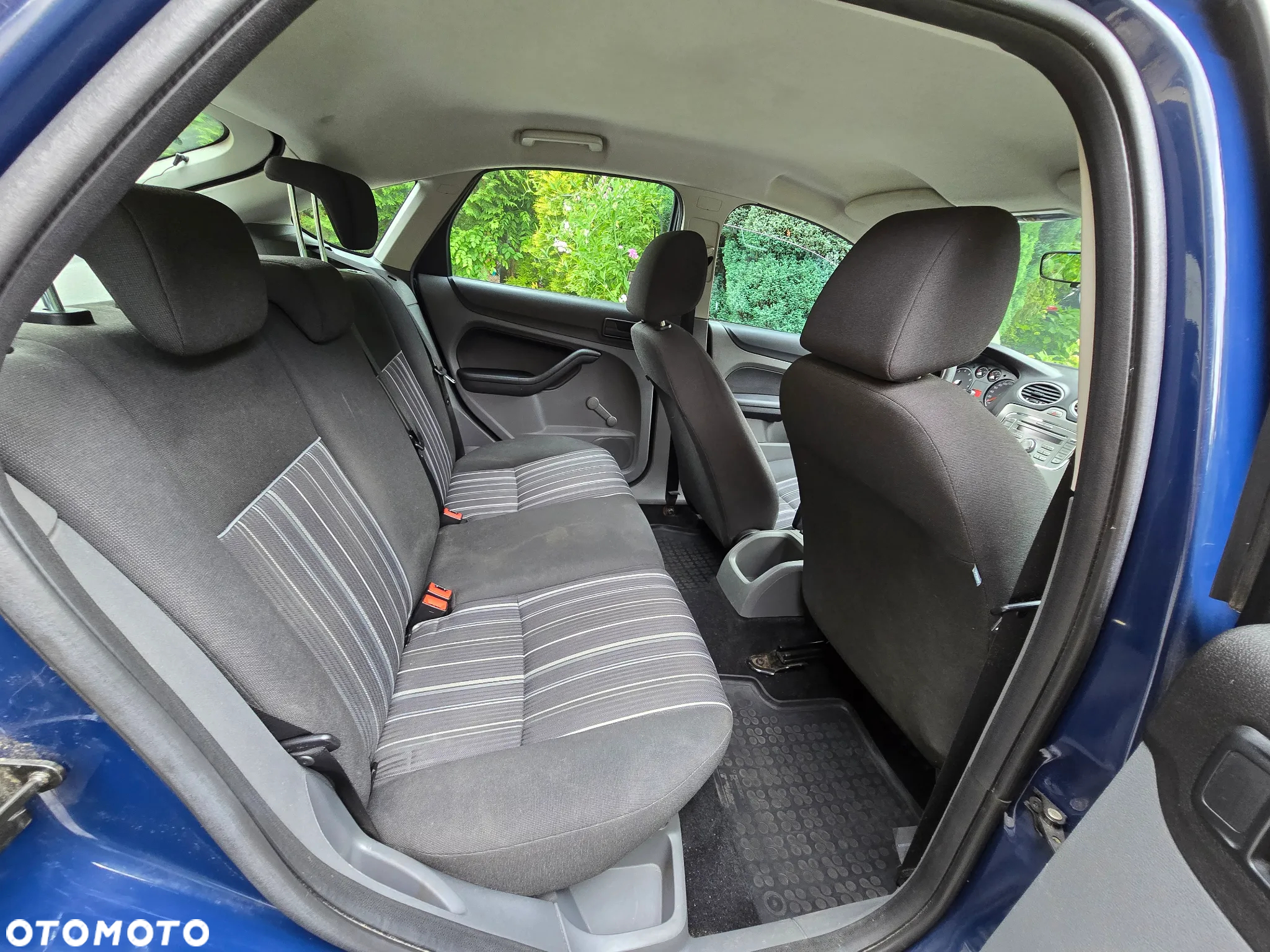 Ford Focus 1.6 Ambiente - 16