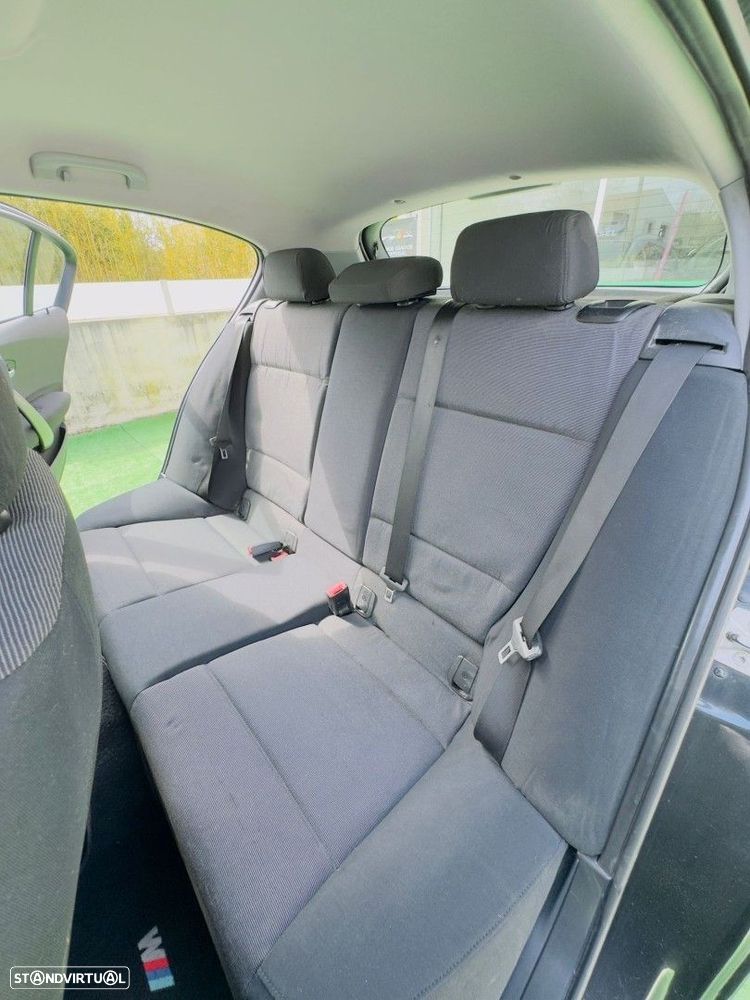 BMW 116 d Line Sport - 15