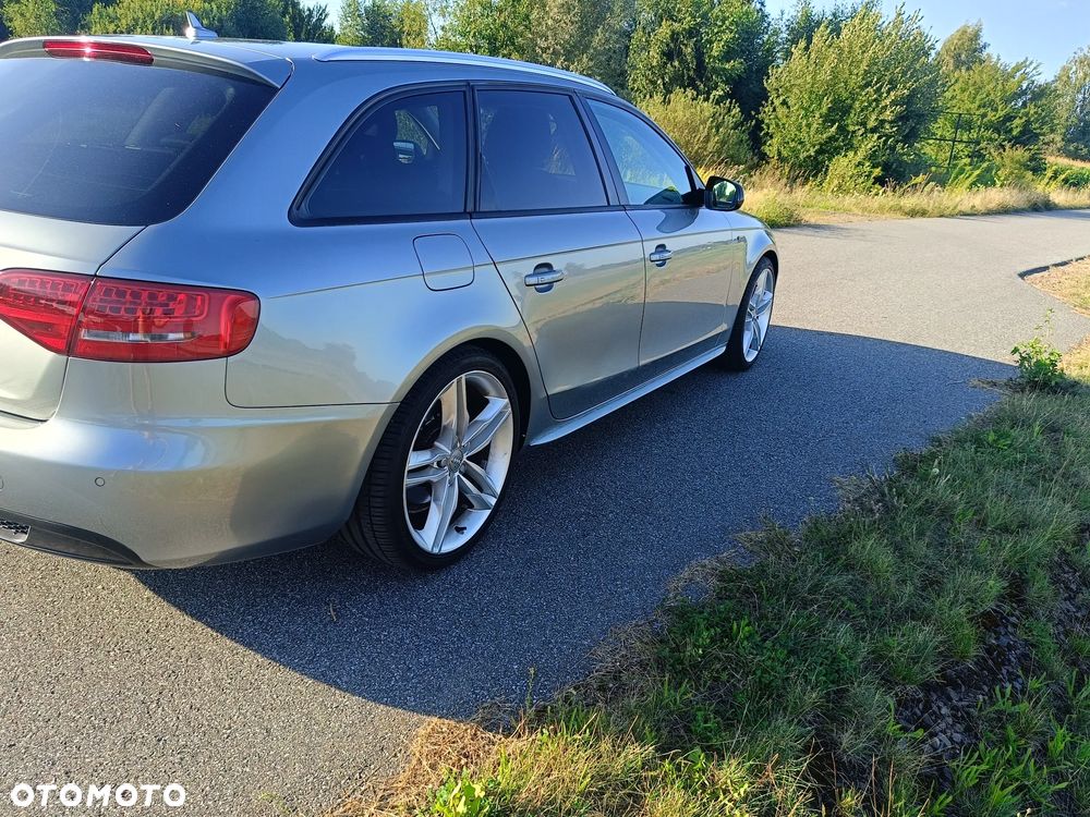 Audi A4 Avant - 4