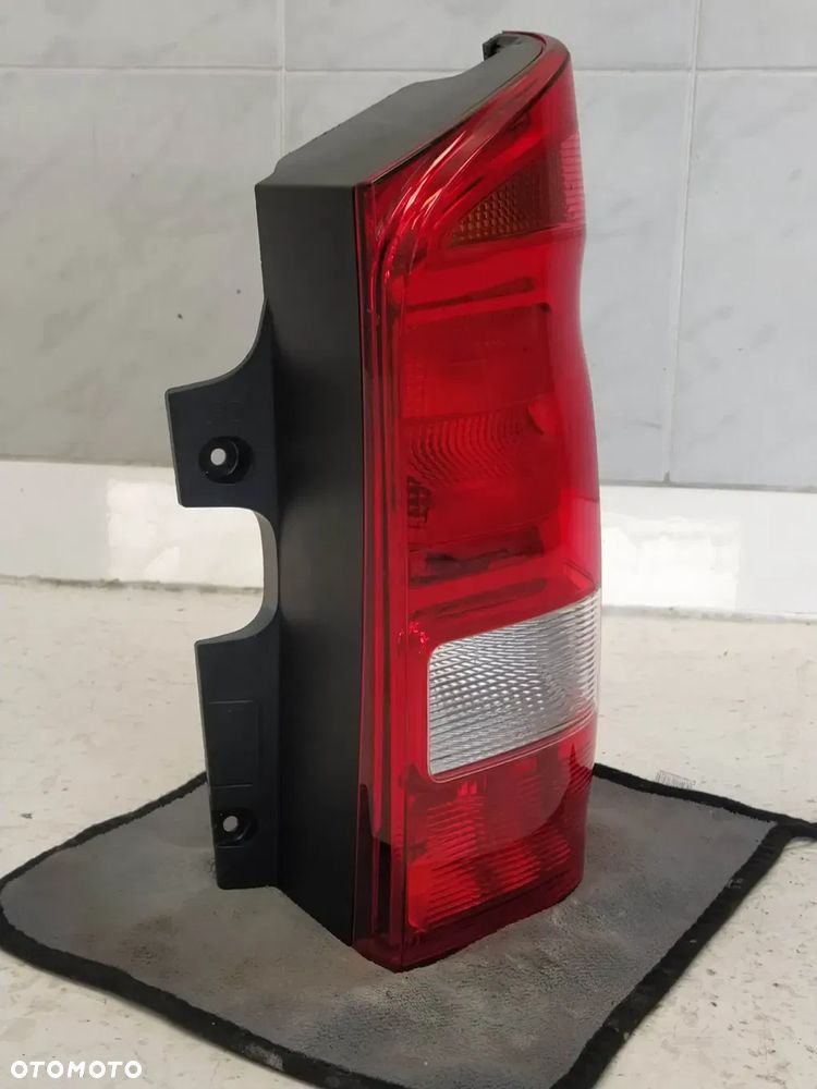 MERCEDES VITO 447 W447 LAMPA TYŁ TYLNA LEWA PRAWA ORYGINAŁ - 17