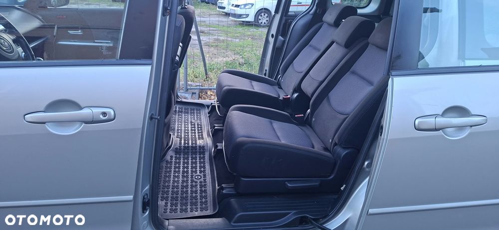 Mazda 5 2005 photo 5