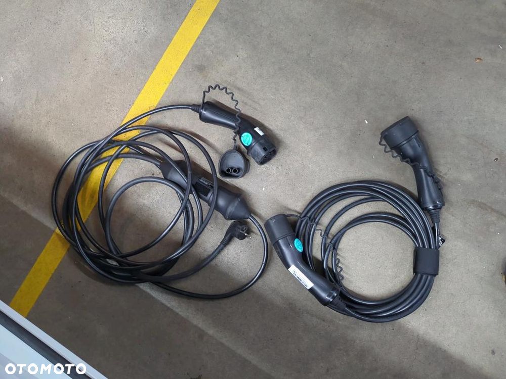 Volvo V60 T8 AWD Plug-In Hybrid R-Design - 8