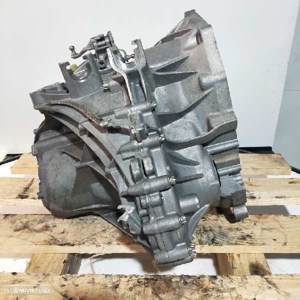 CAIXA VELOCIDADES MINI MINI 2015 - 1