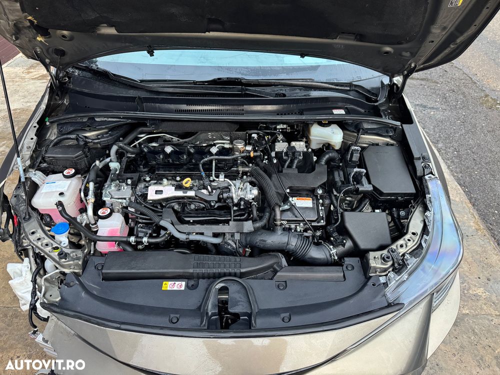 Toyota Corolla 2.0 HSD Exclusive Plus GR Sport Bi-Tone - 5