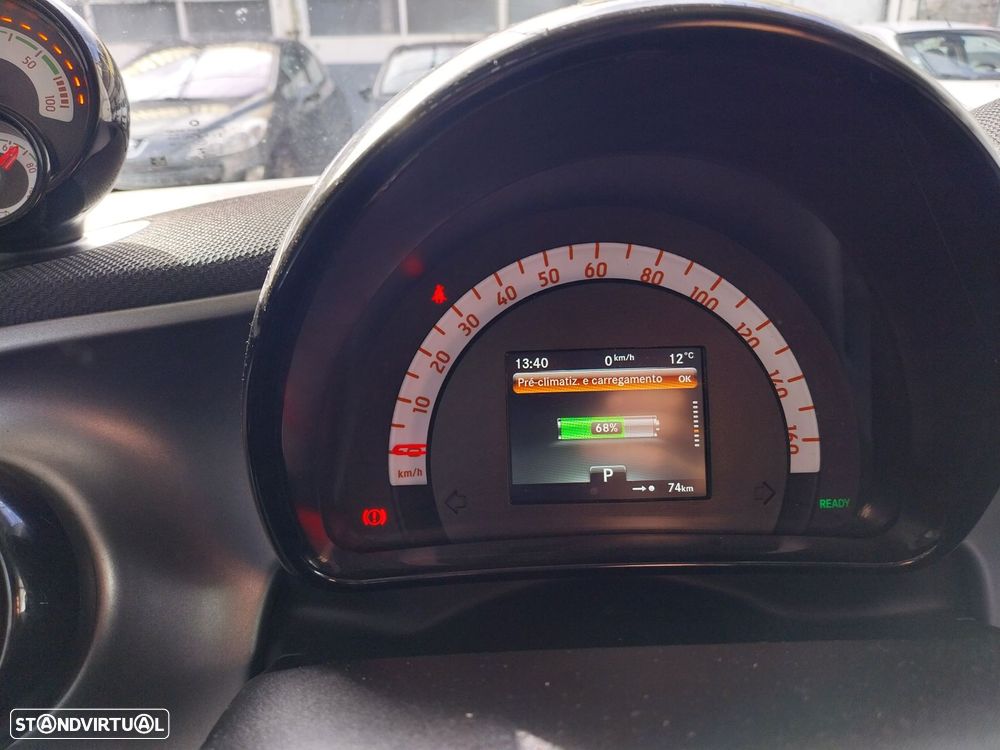 Smart Fortwo Cabrio EQ passion - 4