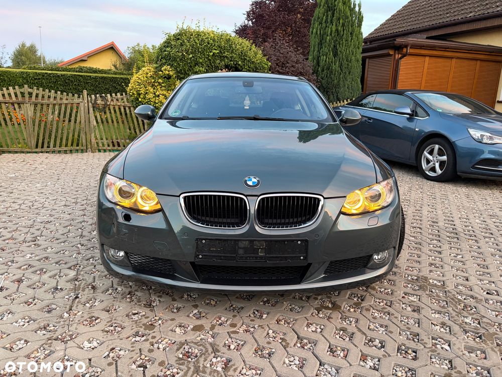 BMW Seria 3 320i - 2