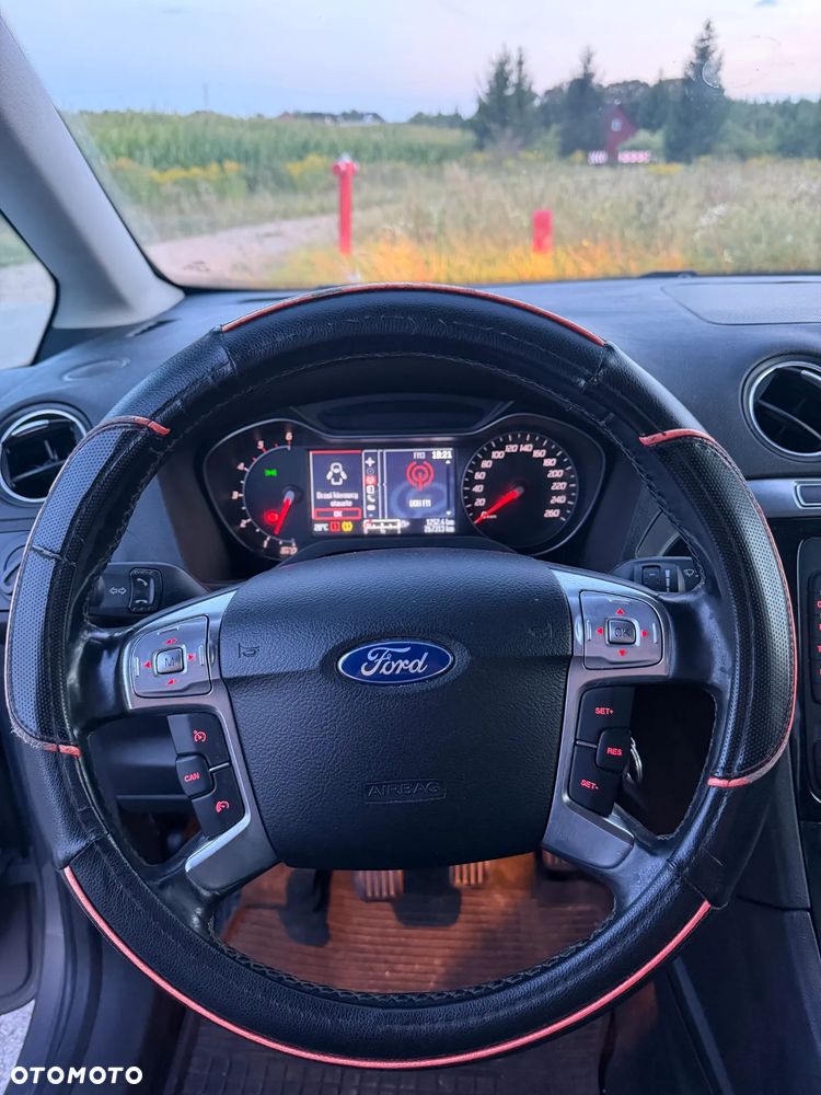 Ford Galaxy 2.0 TDCi Platinium X (Titanium) - 10