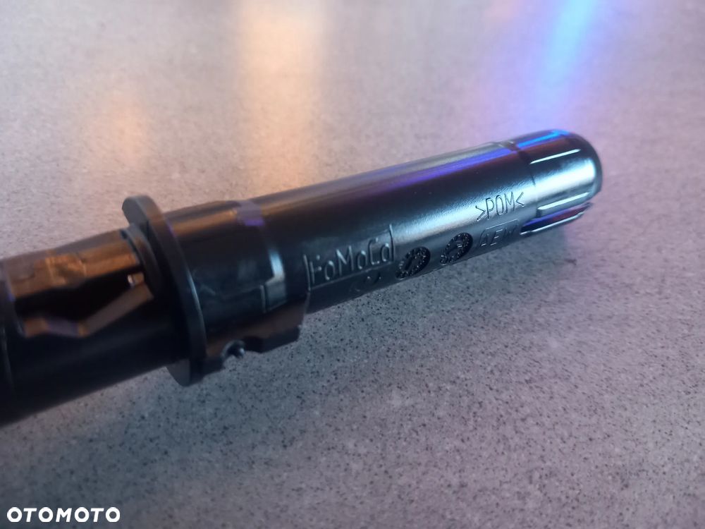 Tuleja prowadnica zagłówka fotela plastik Ford 2398538 - 5