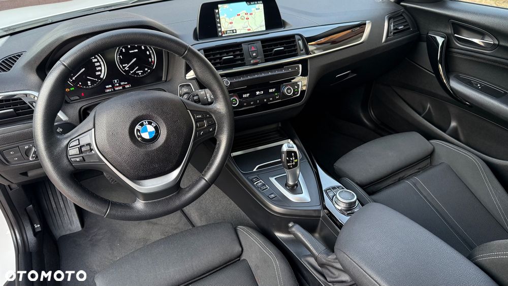 BMW Seria 1 118i Sport Line - 11