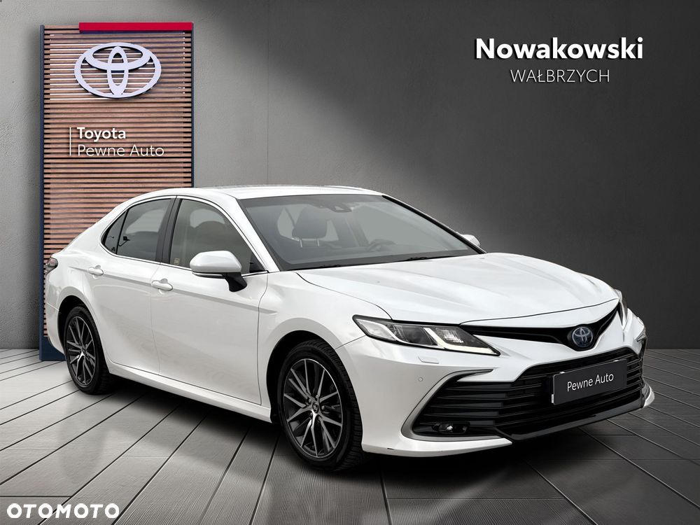 Toyota Camry 2.5 Hybrid Prestige CVT - 3