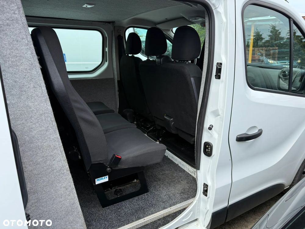 Renault Trafic - 12