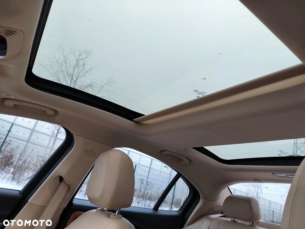 Alfa Romeo Giulia 2.0 Turbo 16V AT8 Veloce - 19