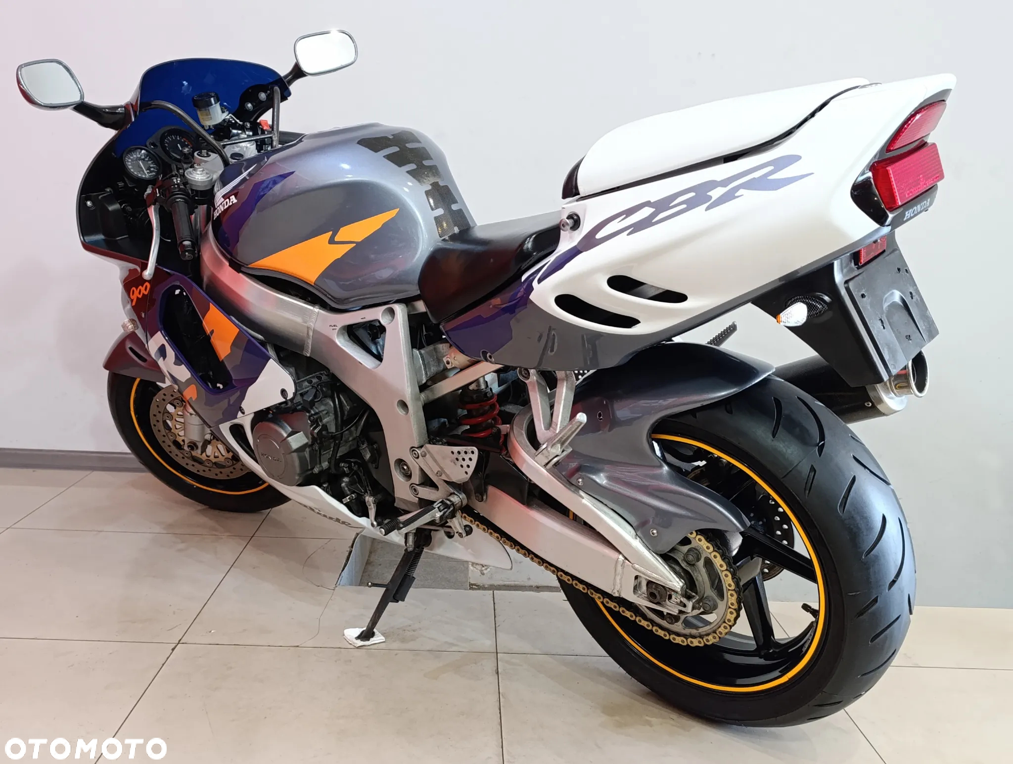 Honda CBR - 3