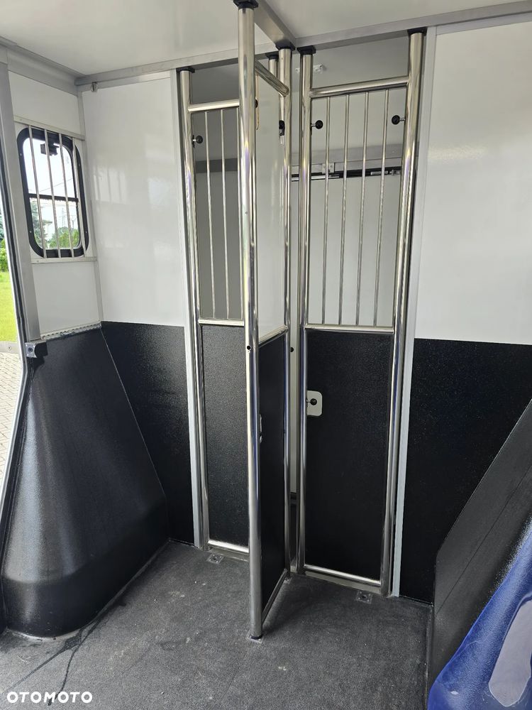 Opel Movano-Koniowóz - 28