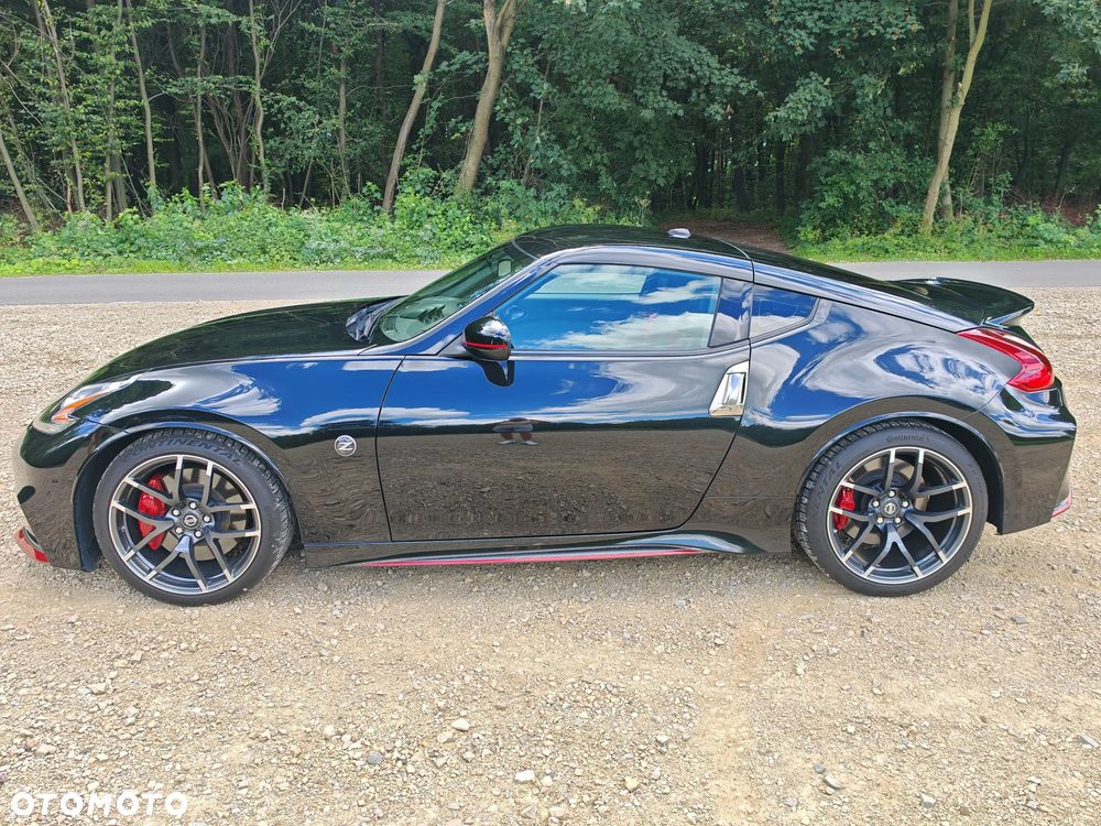 Nissan 370 Z - 6