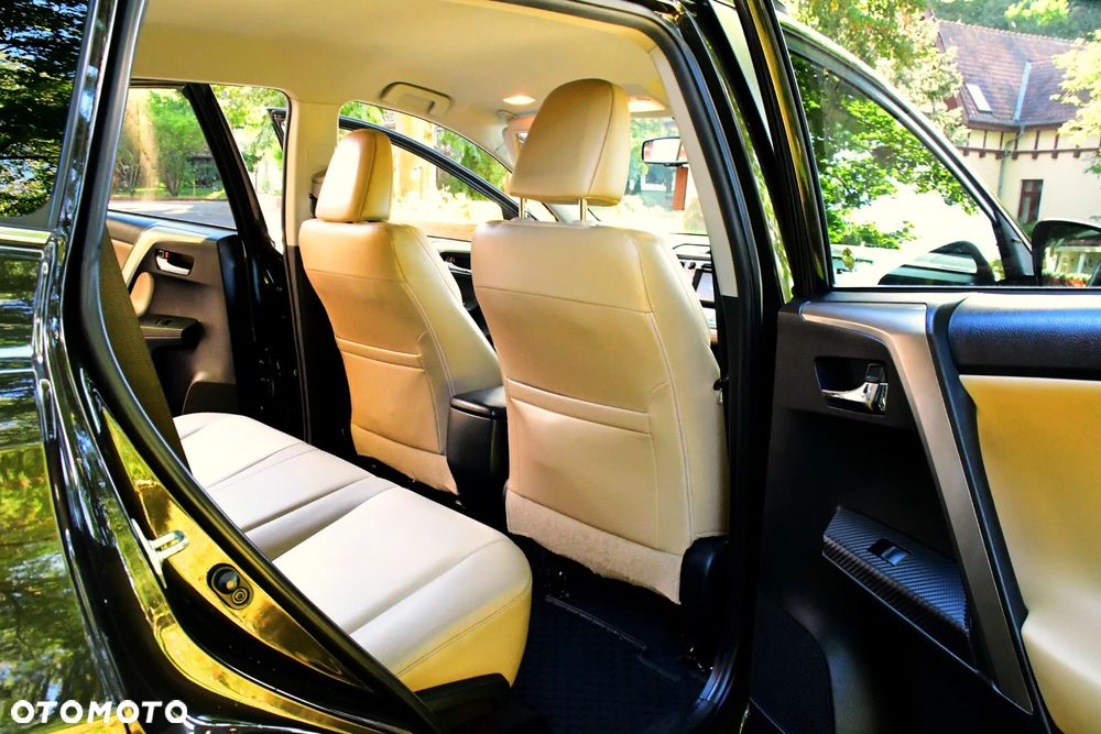 Toyota RAV4 2.0 D-4D 4x4 Executive - 26