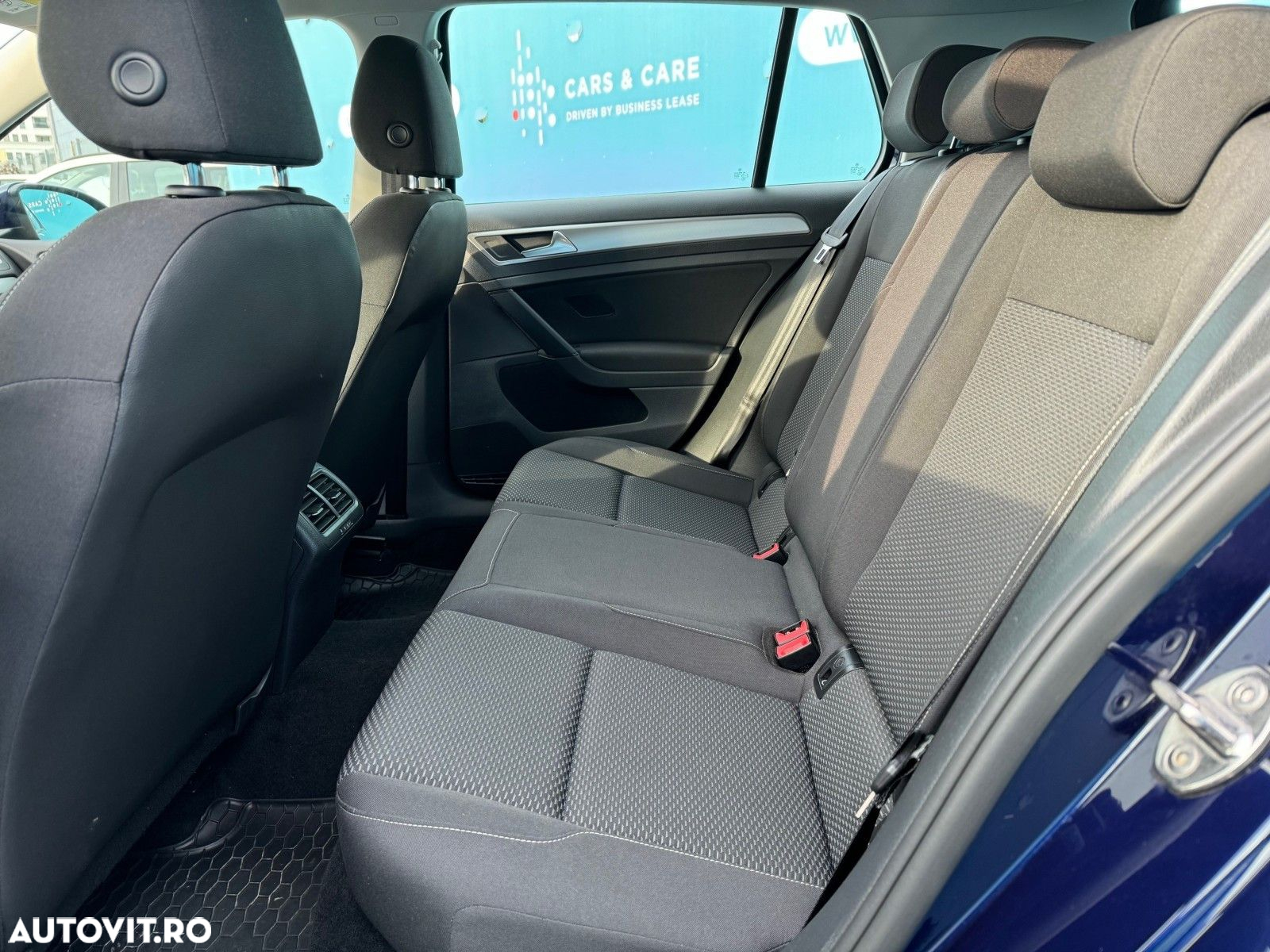 Volkswagen Golf - 5