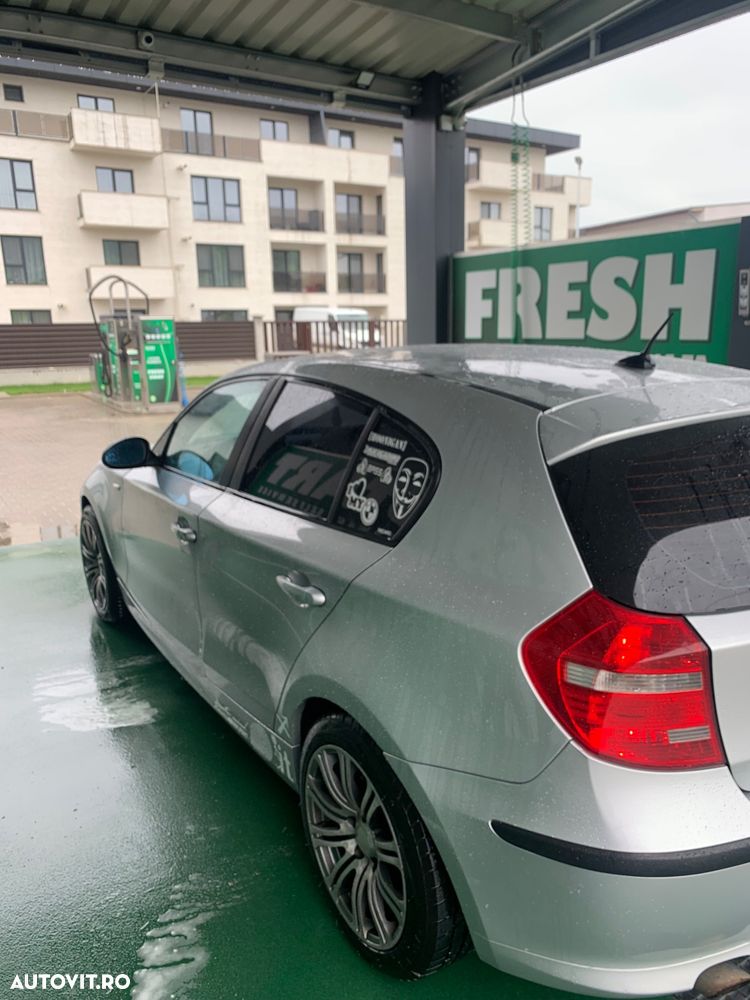 BMW Seria 1 116i - 4