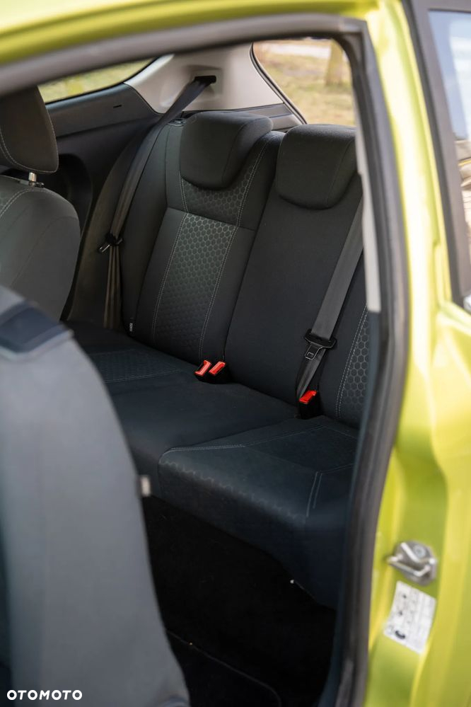 Ford Fiesta 1.4 Titanium - 13
