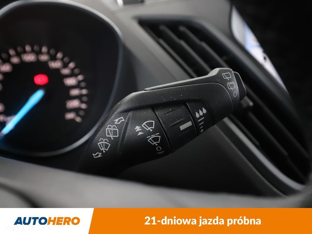 Ford Kuga - 30