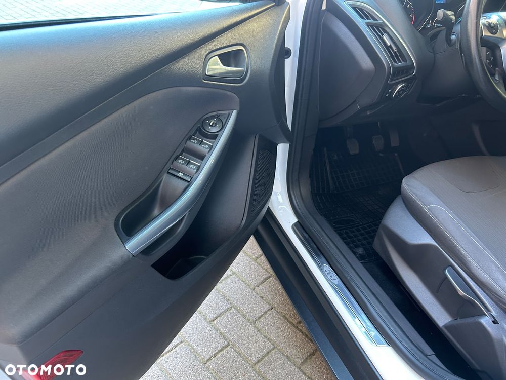Ford Focus 1.6 TDCi Titanium - 13