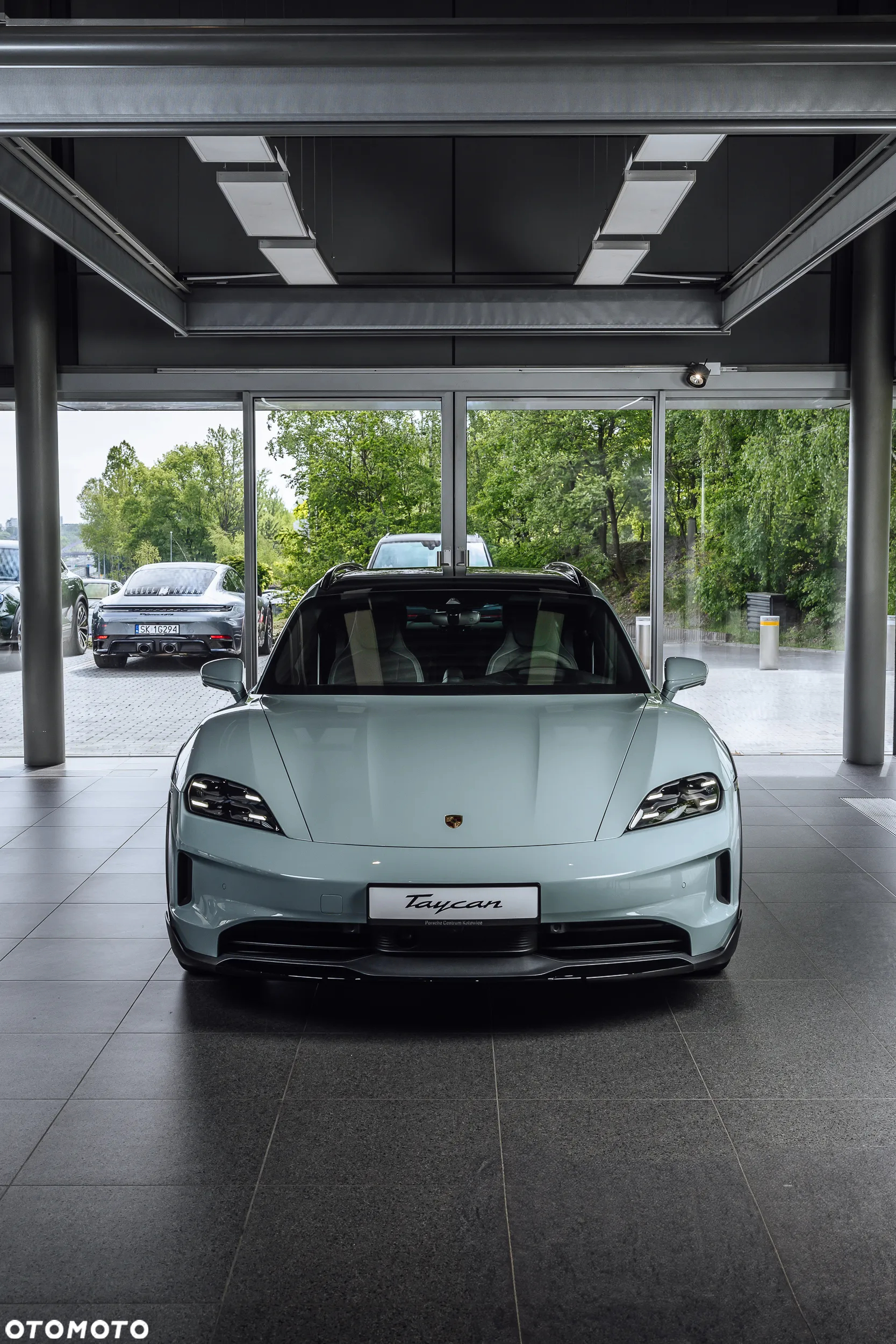 Porsche Taycan - 4