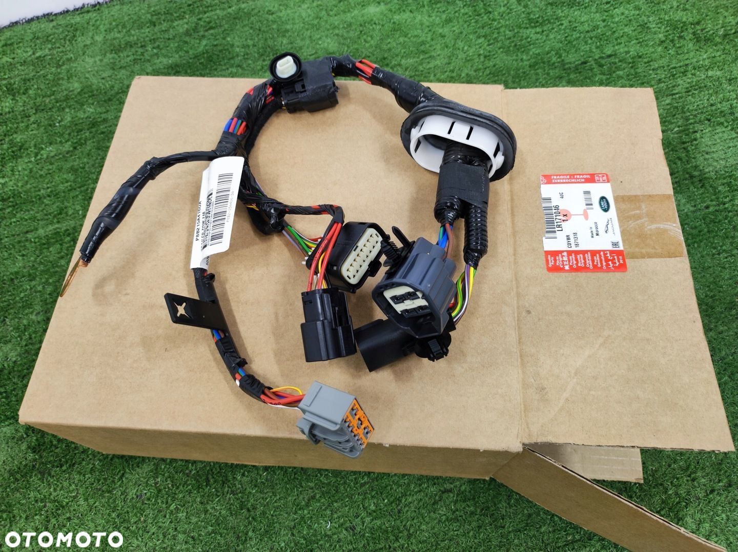 WIĄZKA HAKA LAND ROVER DEFENDER L663 110 LR171046 P8B2-15A416-DA NOWA ORYG - 1