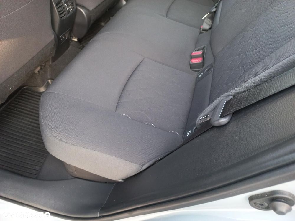 Toyota Corolla Cross 2.0 Hybrid Comfort - 10