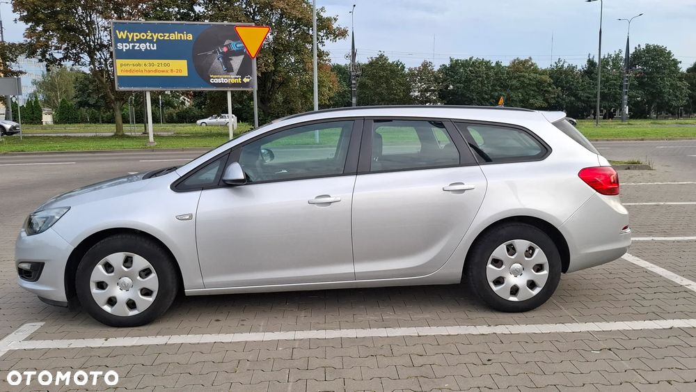 Opel Astra 1.6 Enjoy - 9