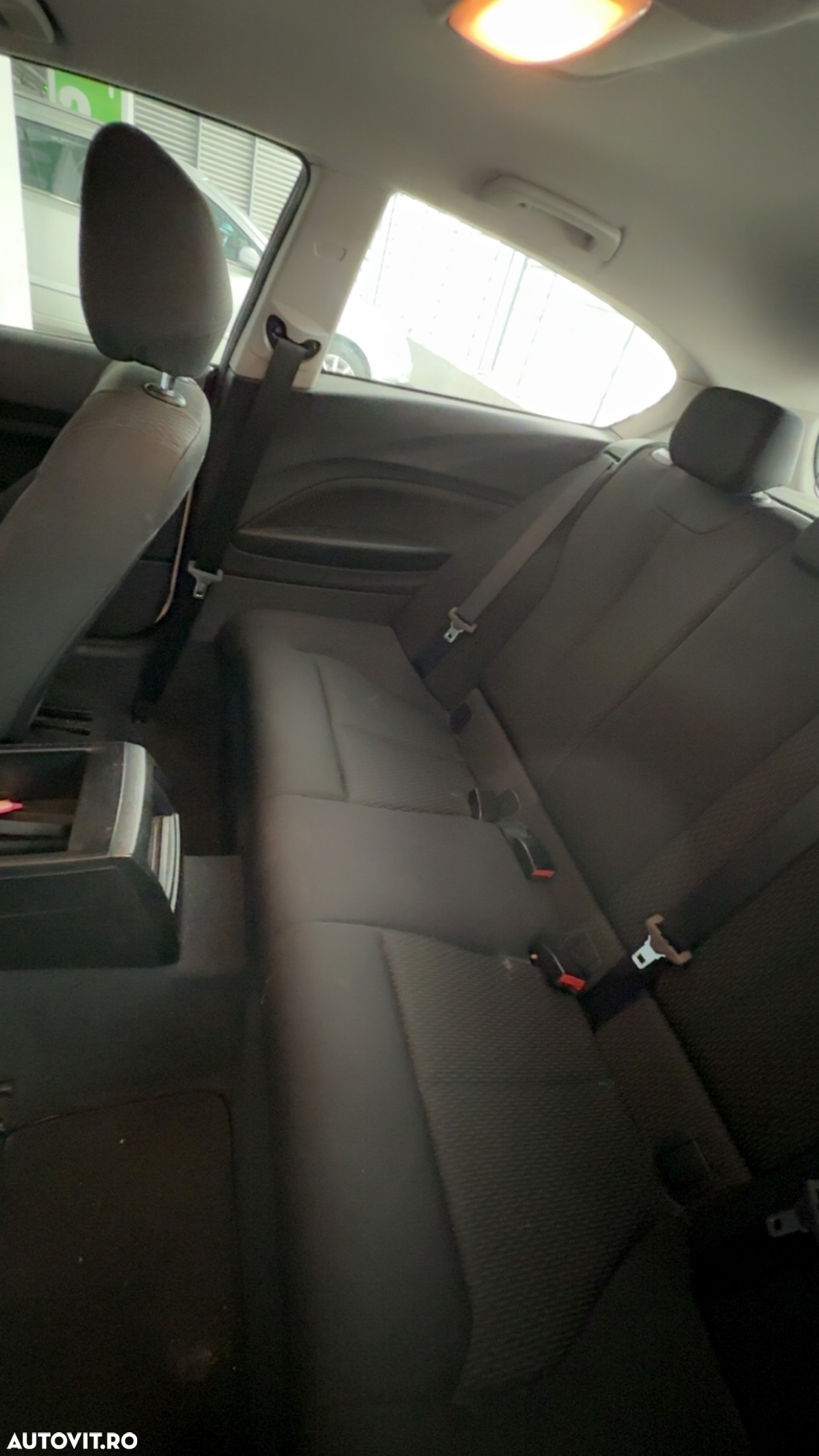 BMW Seria 1 114i - 10